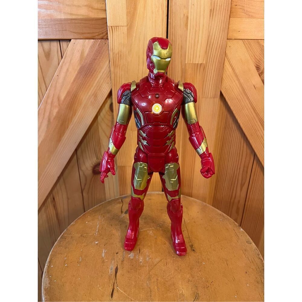 Marvel Avengers Age of Ultron Titan Hero Tech 11.5” Talking Iron Man Figure Hasb